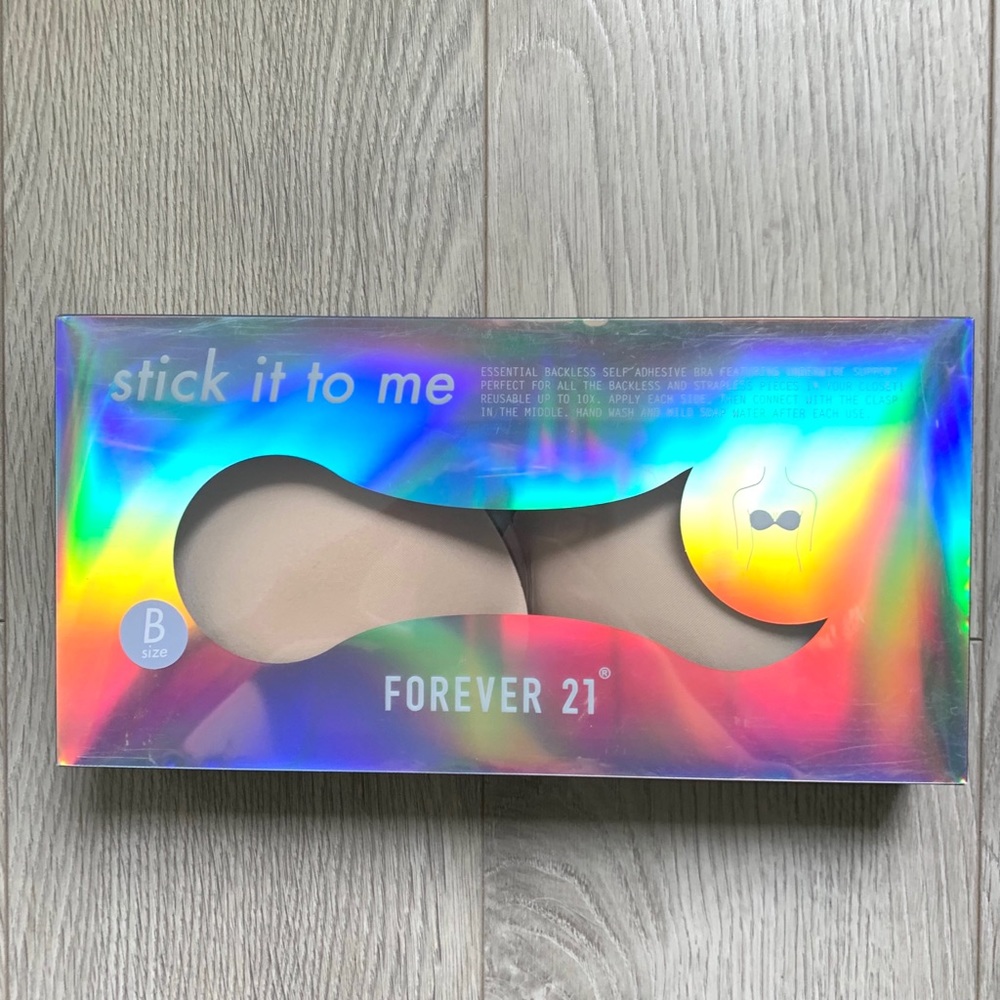F21- Adhesive Bra - B